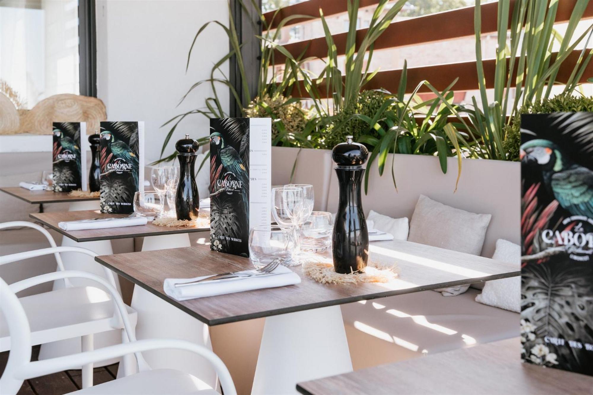 Hotel-Restaurant La Caborne 利莫内 外观 照片